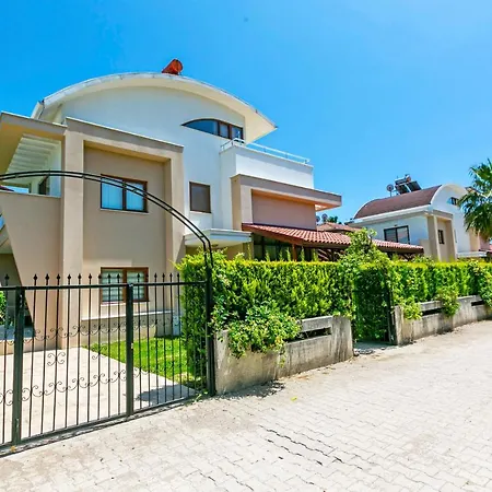 Villa Paradise Town Beliza *