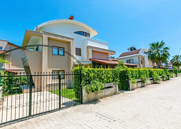 וילה Paradise Town Beliza *